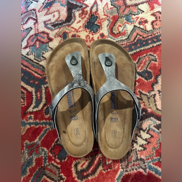 Birkenstock Gizeh Grey Thong Sandals in Narrow— Size 39 (Women’s 8, Men’s 6)